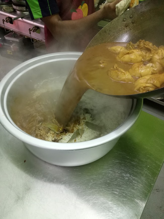 Rojak Daily/Letchumy Tamboo All in one pot.